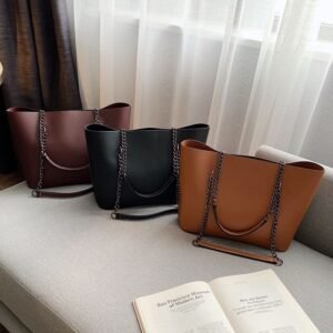 Riya tote bag