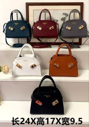 Yus fashion  bag