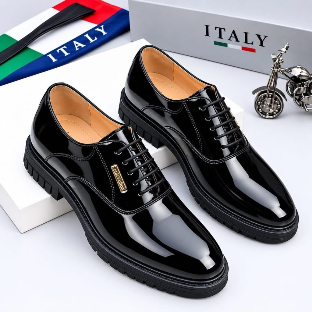 Lious vuitton  lace shoe